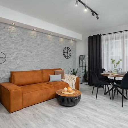 Bright Apartment With Terrace & Parking Near Metro Kondratowicza By Noclegi Renters-3