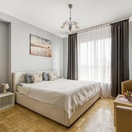 Gama Great Location & Famili Apartment 120M 2-12 People-2