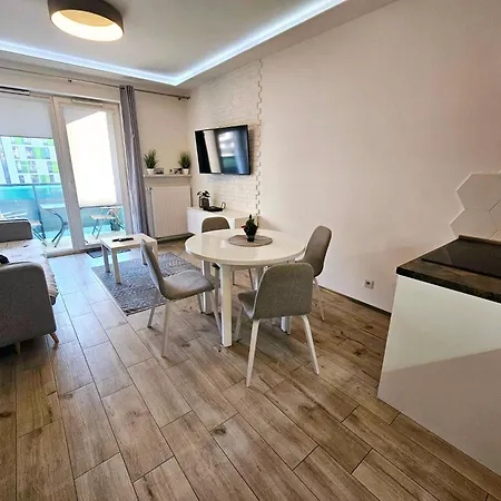 FIRST -- Green Żoliborz Apartment 5-3