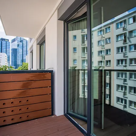 Golden Apartments Warsaw - Luxury Building, Rooftop Terrace, Sienna-2