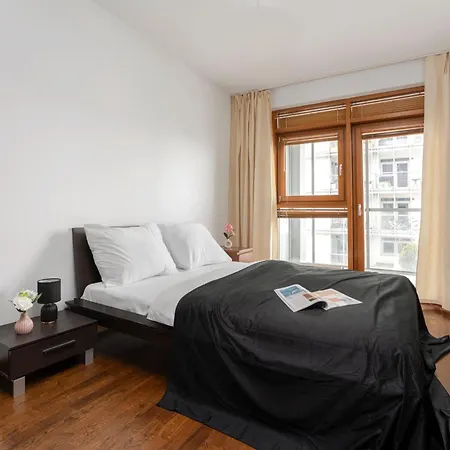 Apartament Przy Arkadia 2 Sypialnie Balkon Widok 8 Pietro Metro Gdanska Garaz-2