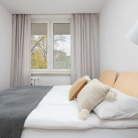 Suwalska Comfort Family Apartament With Balcony Warsaw By Noclegi Renters-2