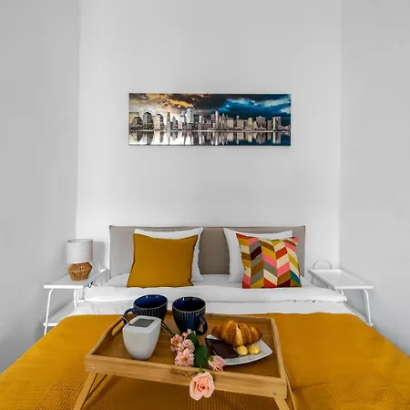 Warsaw Comfort Studio - Top Location, Metro Nearby - By Rentujemy-2