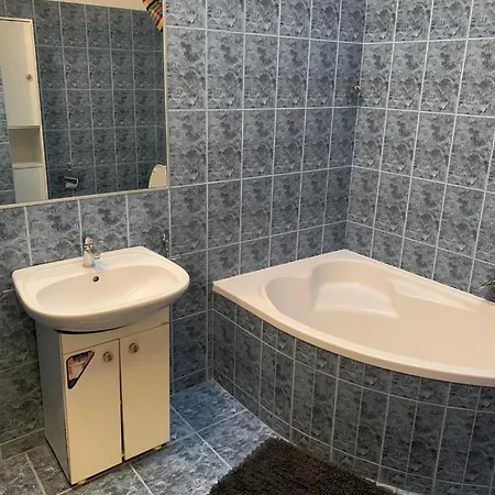 Spacious 2-Rooms Penthouse In Warsaw City Center-2