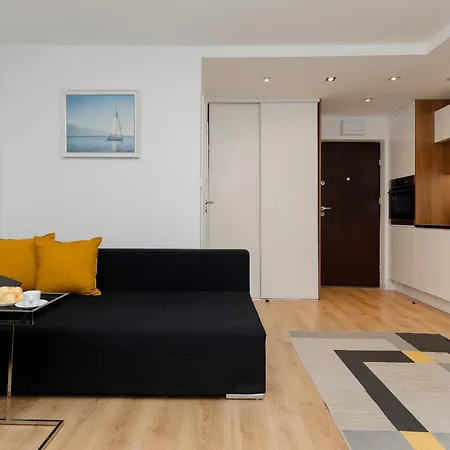 Studio Bruna Metro Pole Mokotowskie by Noclegi Renters-2