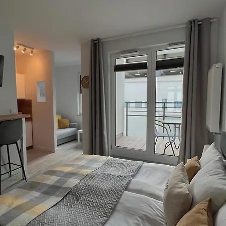 Studio Apartment Honey by Galeria Północna-3