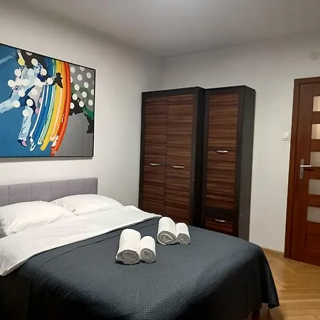 Nowogrodzka Central Apartment-2