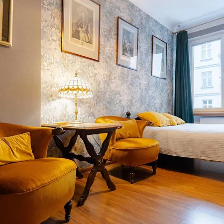Art Apartament Chmielna 10-2