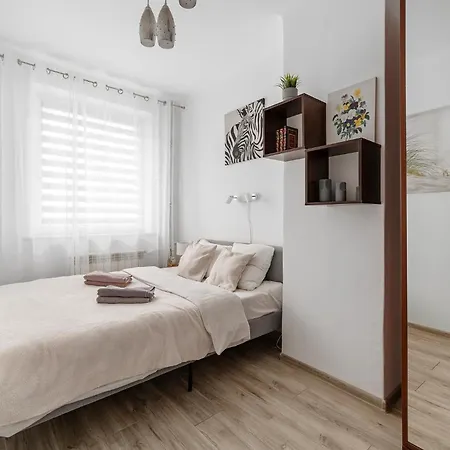 Large Apartment In Wola Near The Center-2