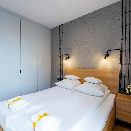 Aparthotel Warsaw Center-3