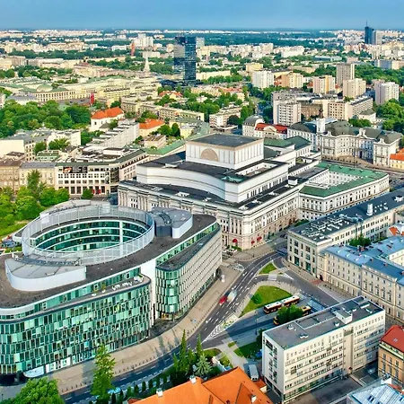 Top Class Metro Fast Wifi 100 Mbs 70'Tv Netflix Hbo Max Disney+ Appletv+-3