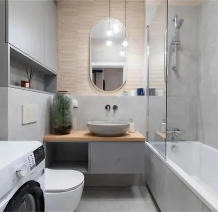 Jetset Airport Apartment-2
