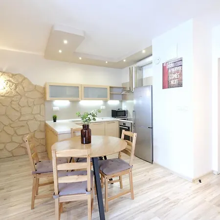 Superior Panska, 2 Rooms, 1 Bedroom, Metro! 24H Reception!-3