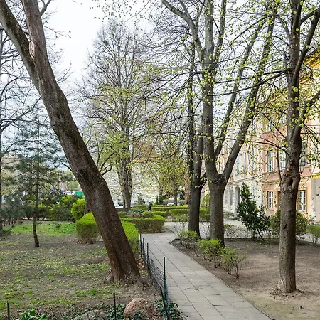 Rentplanet - Apartament Freta-2