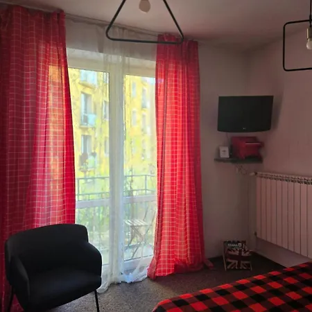 Pastel Guest Rooms-2