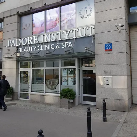 Apartament z widokiem na centrum i darmowym parkingiem-3