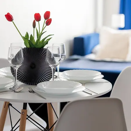 Cozy Studio Żupnicza with Parking by Noclegi Renters-3