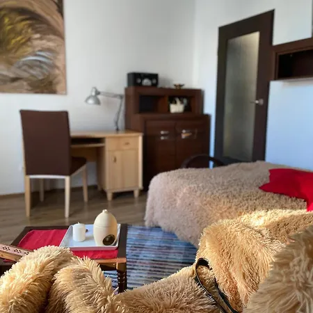 Apartament NOC Z OBRAZEM - balkon - Warszawa Praga-2