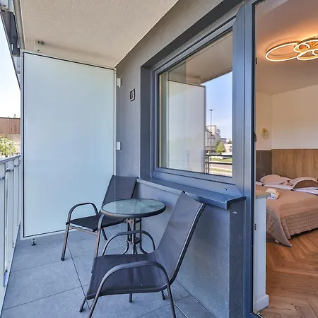 Pileckiego 59 Studio Z Balkonem Bezplatny Parking By Perfect Apart-2