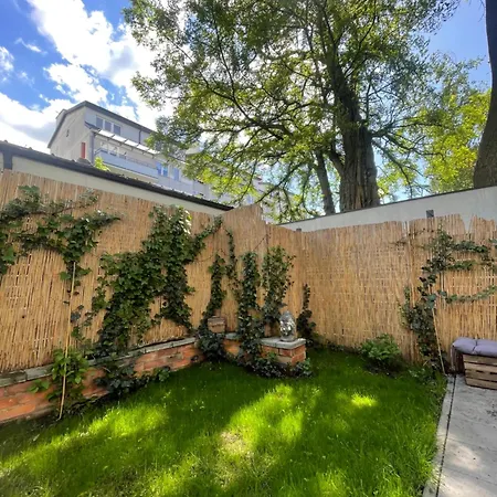 Garden Place Apartment-3