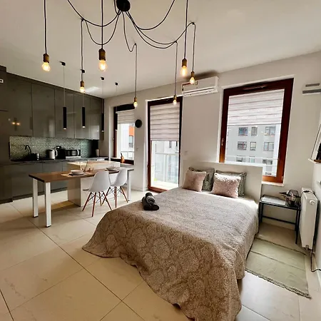 Close To Chopin Airport, Moduo Cybernetyki, Free Parking By Cosmo Spirit-2