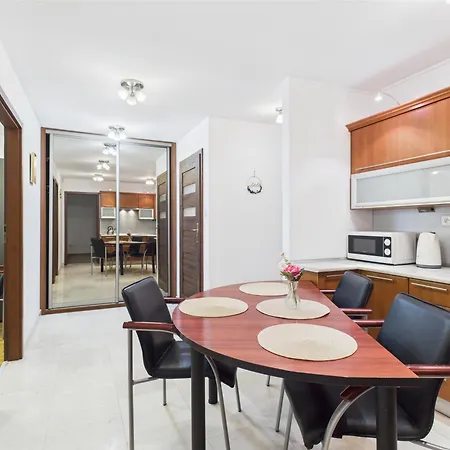 Platynowa 6 ROOMs SuperApart-3