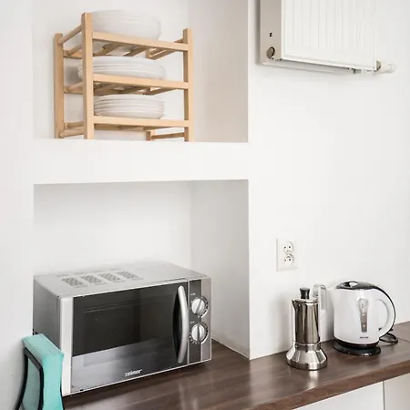 Oomph Warsaw Modern Apartment Near Nowy Swiat-3