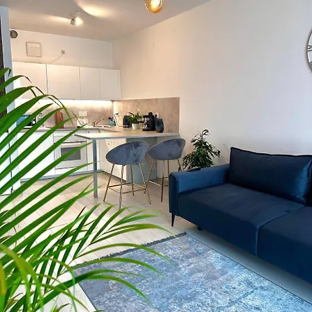 Apartment A12 By Real Apartment-2