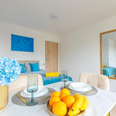 Green Avenue Apartments A-2