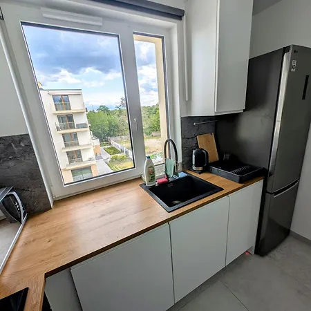 Dwupokojowe z osobną kuchnią na osiedlu Przystanek Międzylesie-2