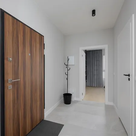 Elegant Apartment Ludwiki Warszawa With Parking & Air Conditioning By Noclegi Renters-3