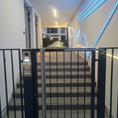 Chopin Airport Apartment-3