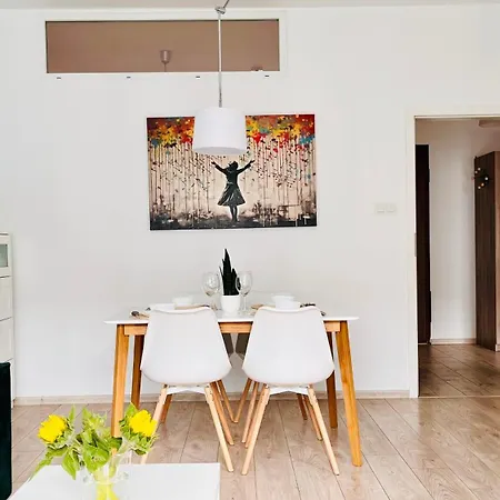 Rydygiera Modern Apartment 52 M2 With Free Parking Near Arkadia-3