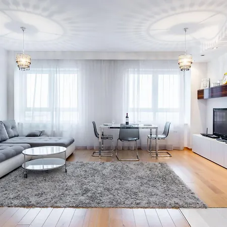 Platinum Towers Hotel Apartments-3