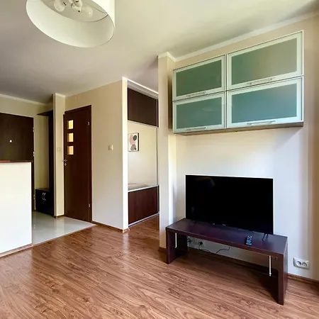 Cozy Stay Jana Pawła II Avenue Apartment-2
