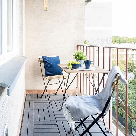 Perfect Central Spot! By Vaya Stays-3