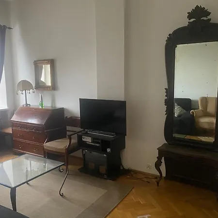 Royal Castle Wing Appartment, Two Rooms And A Kitchen, 55Sqm-3