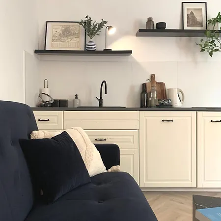 Prestige Apartment - Saska Kepa-3