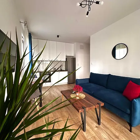 Apartment A106 By Real Apartment-3