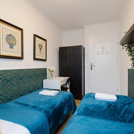 Unit Rooms Warszawa By Metro Rondo Onz Short Rent Idealne Pokoje Na Nocleg W Warszawie-3