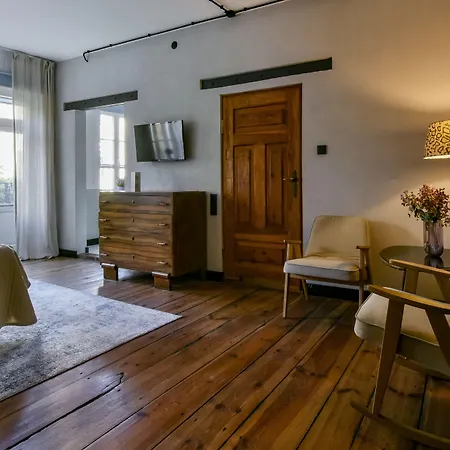 Arthotel Stalowa 52-2