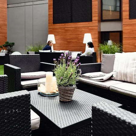 Warsaw Plaza Hotel-2
