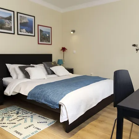 Warsawrent Apartamenty Centralna-3