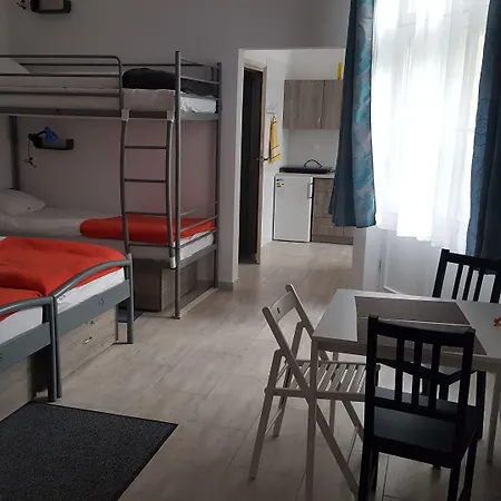 Hostel Lwowska 11-3