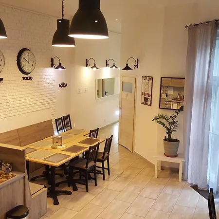 Hostel Lwowska 11-3