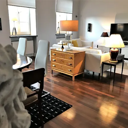 Mondrian Luxury Suites & Apartments Market Square I-2