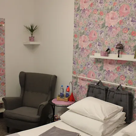 Kolorowa Guest Rooms-3