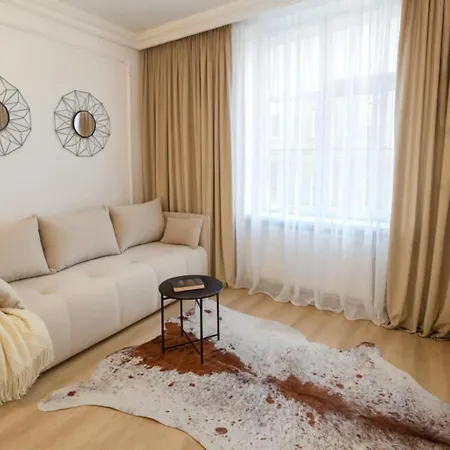 Gold Apartment In The Old Town-2