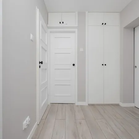 Schillera Apartments Warsaw By Noclegi Renters-2