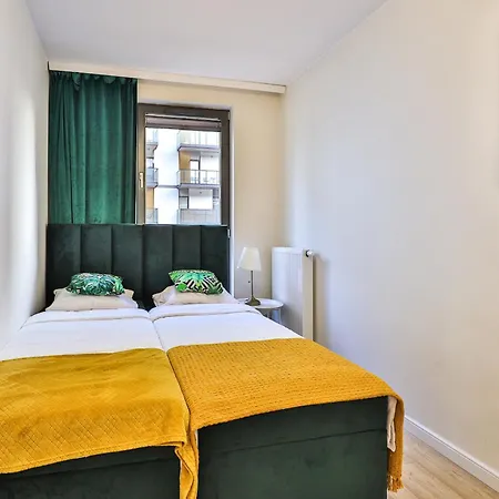 Kasprzaka 29C Two Separate Bedroom Free Garage By Perfect Apart-3